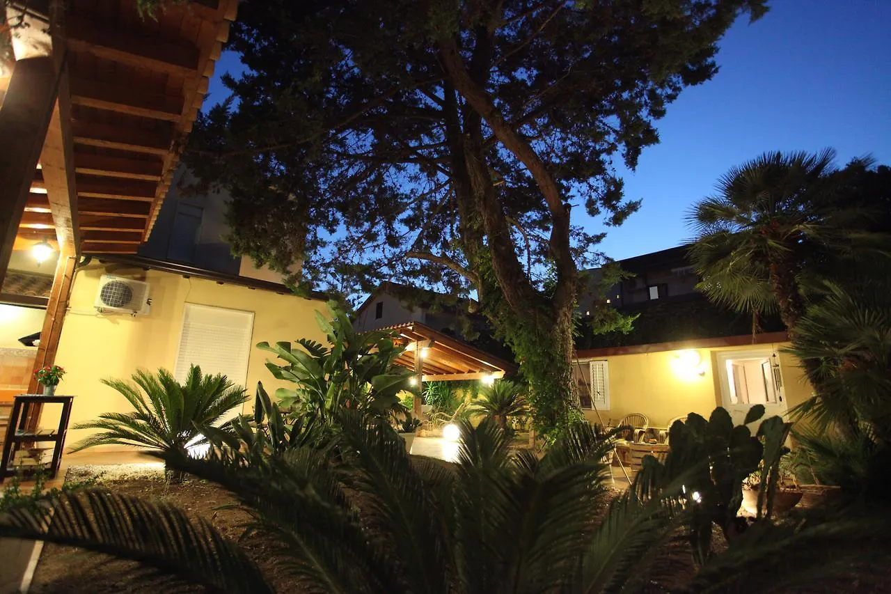 B&B Villa Maiolica San Leone Bed & Breakfast